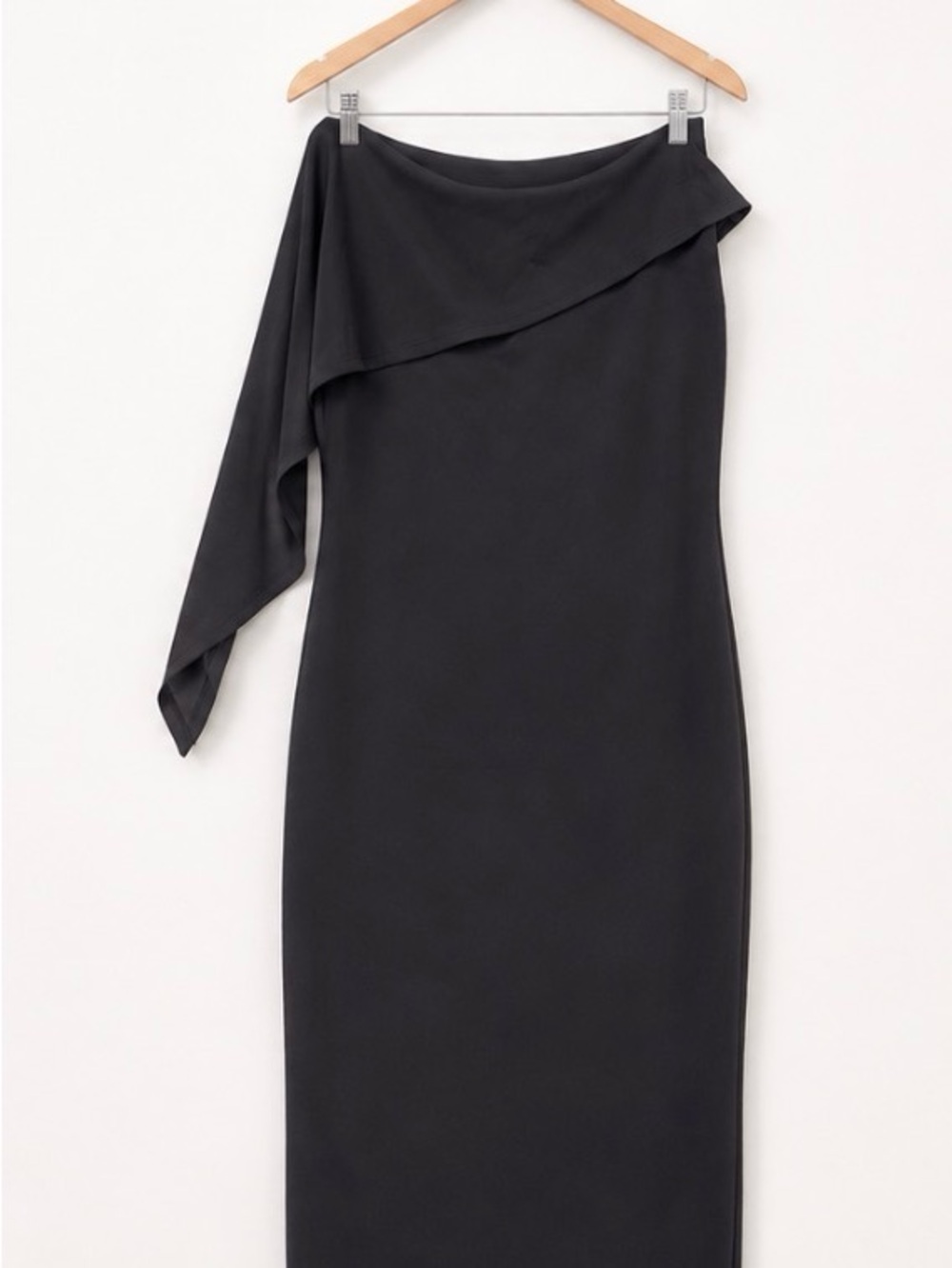 One-Shoulder Black Asymmetric Midi Dress